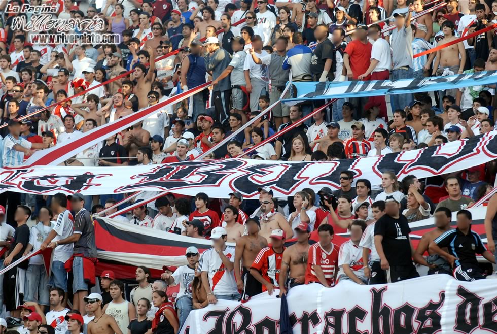 Estudiantes vs River Plate (CL 2008) 8