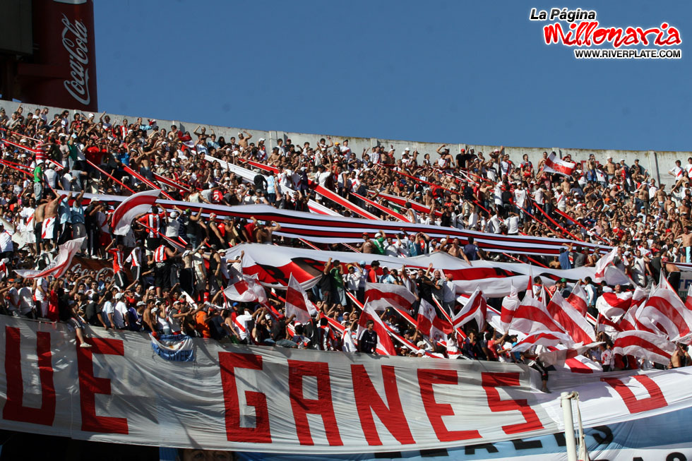 River Plate vs Argentinos Jrs (AP 2008) 17