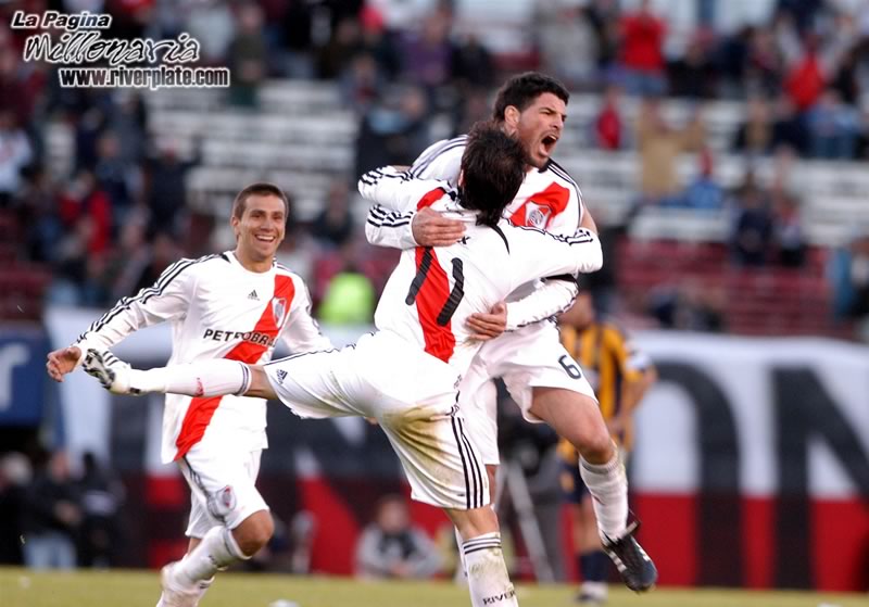 River Plate vs Rosario Central (AP 2008) 9