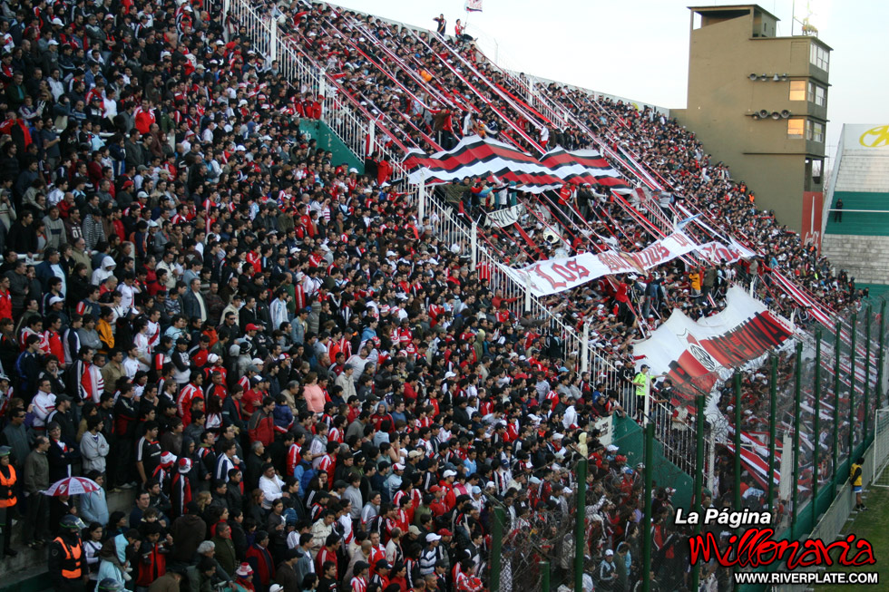 Banfield vs River Plate (AP 2009) 4