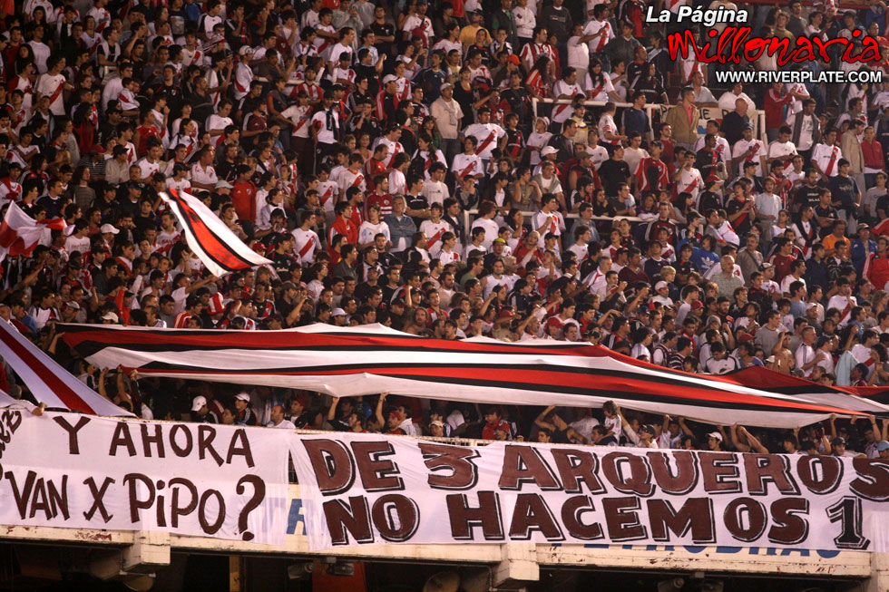 River Plate vs Lanús (CL 2009) 12