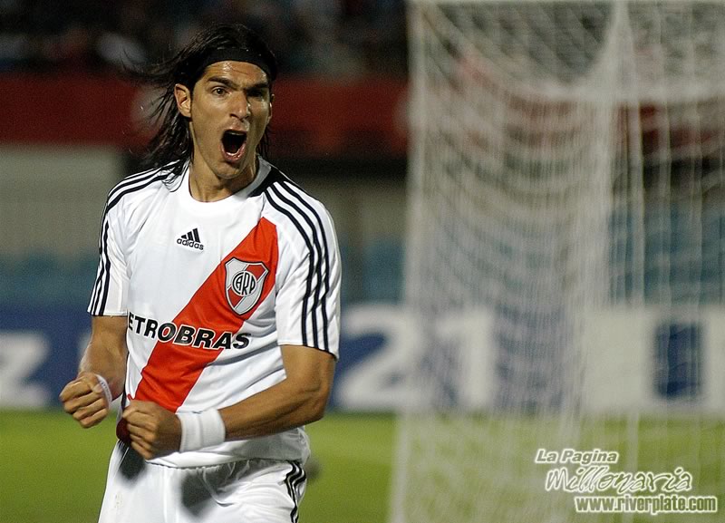 Defensor Sporting vs River Plate (SUD 08) 3