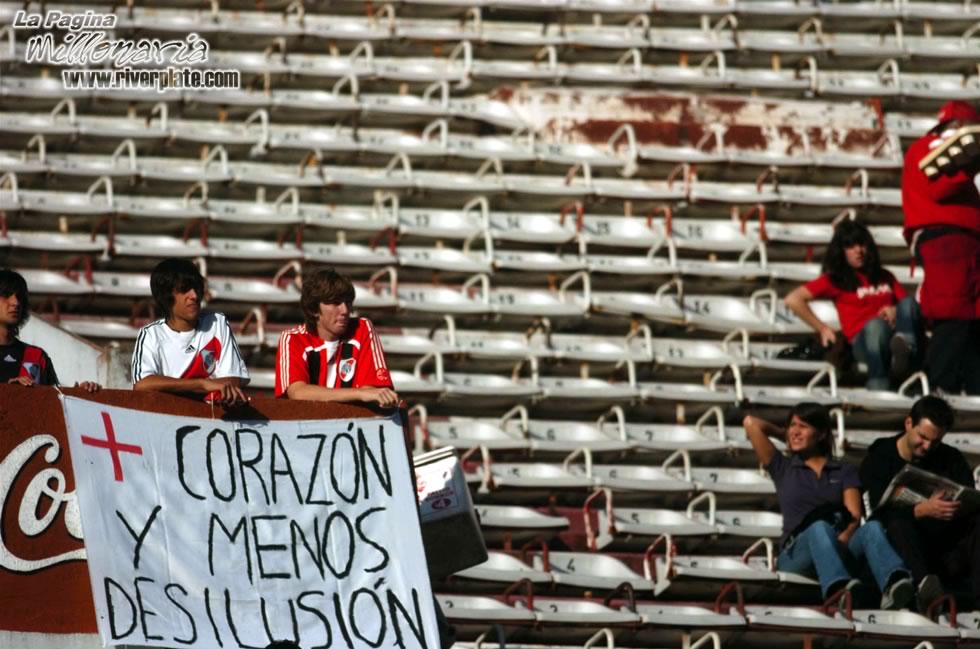 River Plate vs Gimnasia LP (CL 2008) 14