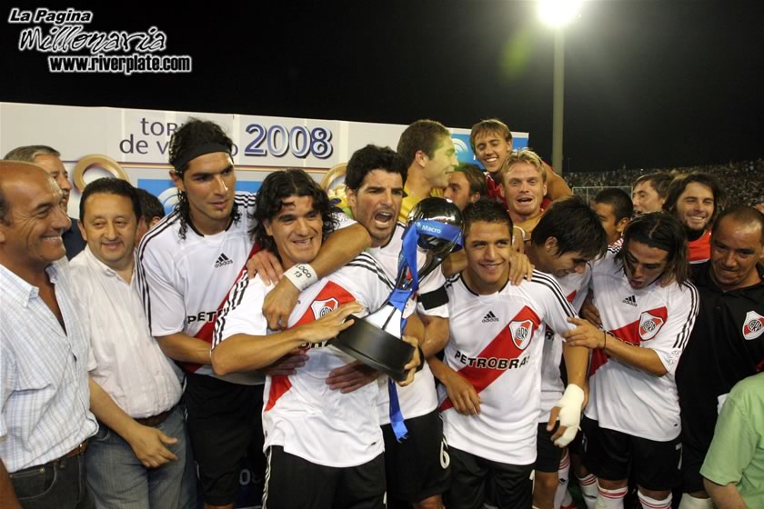 River Plate vs Boca Juniors (Mendoza 2008) 8