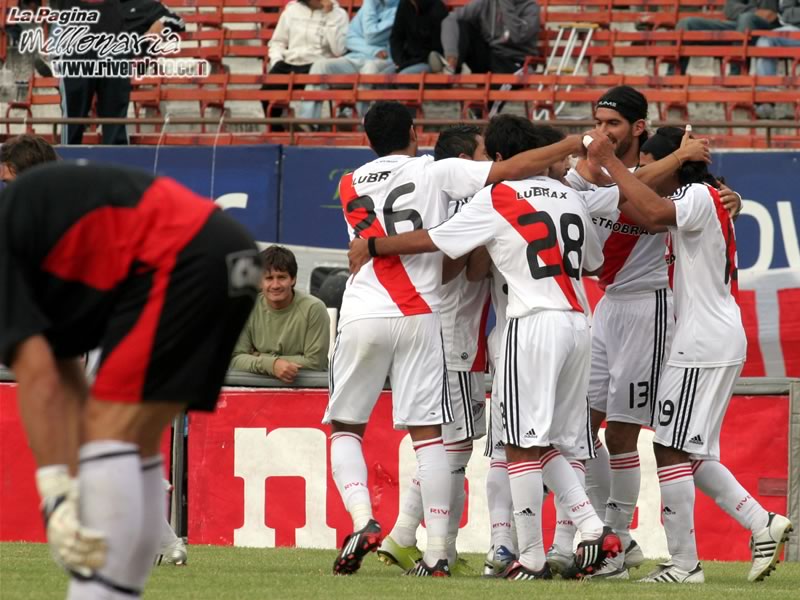 River Plate vs Tigre (CL 2008) 2