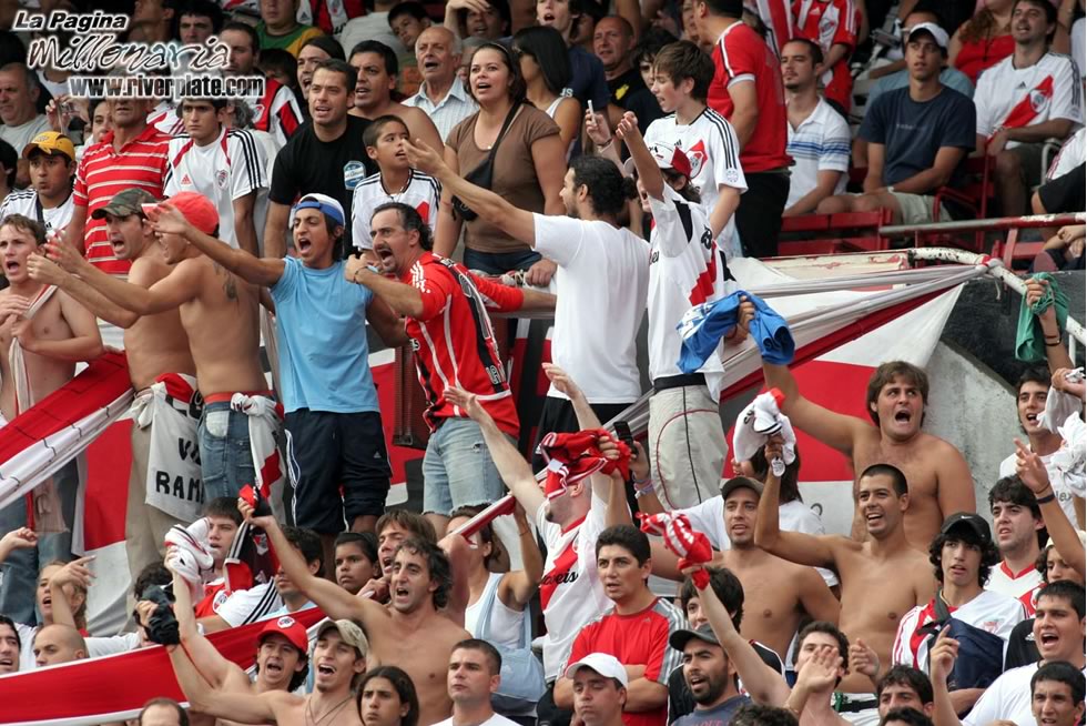 River Plate vs San Lorenzo (CL 2008) 10