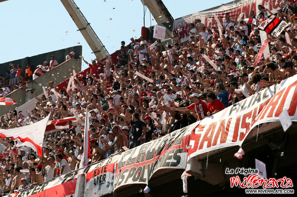 River Plate vs Chacarita (AP 2009) 1