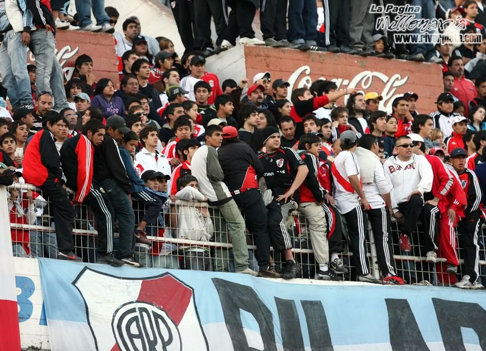 River Plate vs Gimnasia LP (CL 2008) 6