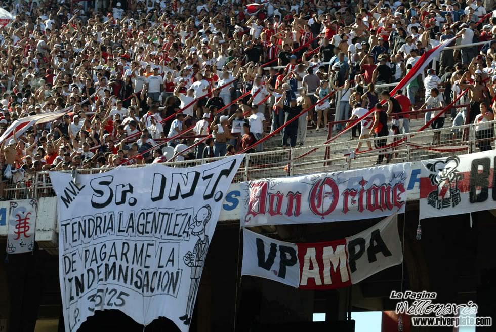 River Plate vs Racing Club (CL 2008) 8