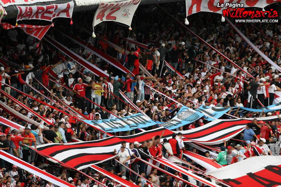 Racing vs River Plate (CL 2009) 25