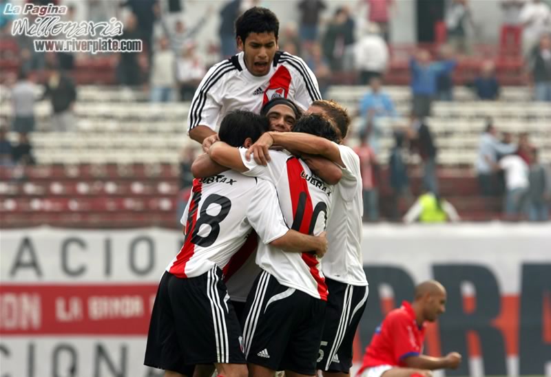 River Plate vs Argentinos Juniors (CL 2008) 2