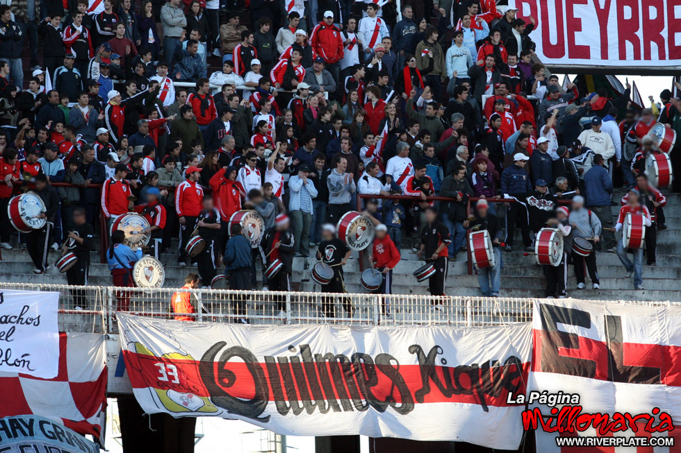 River Plate vs Tigre (CL 2009) 32