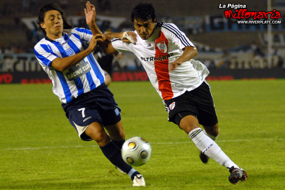 River Plate vs Racing Club (Mendoza 2009) 3