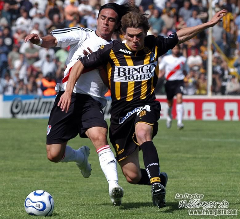 Olimpo vs River Plate (AP 2007)
