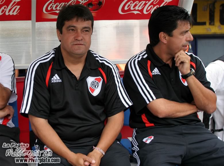 River Plate vs Banfield (AP 2007) 2
