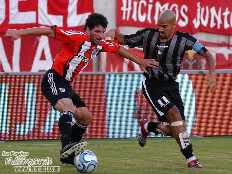 Estudiantes vs River Plate (CL 2008) 1