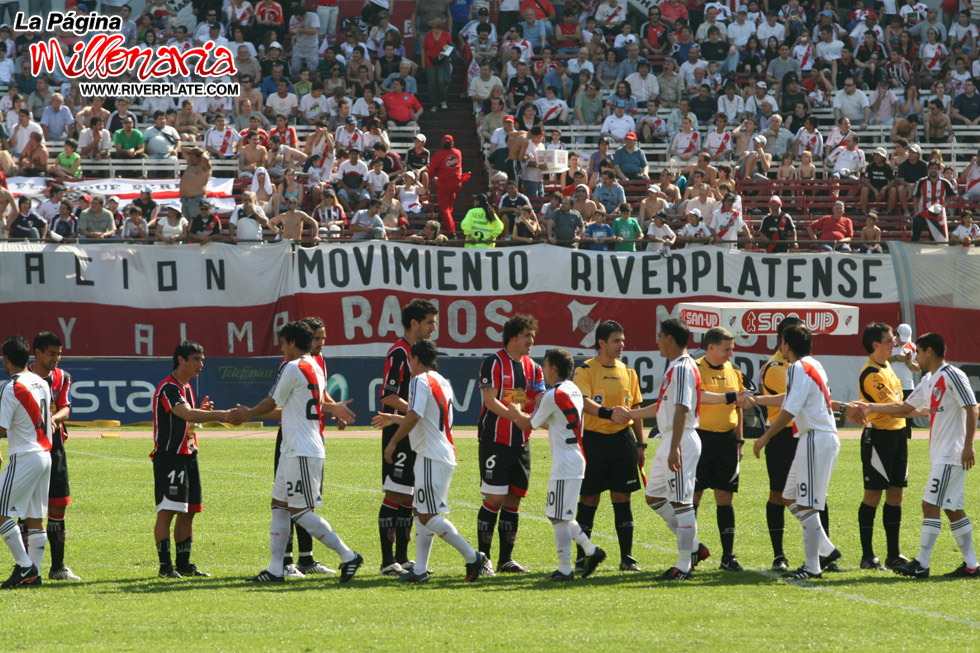 River Plate vs Chacarita (AP 2009) 4