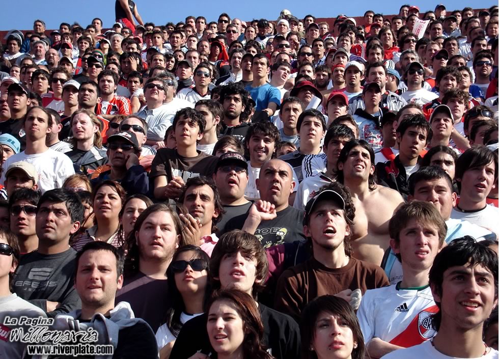 Colón de Santa Fe vs River Plate (AP 2008) 9