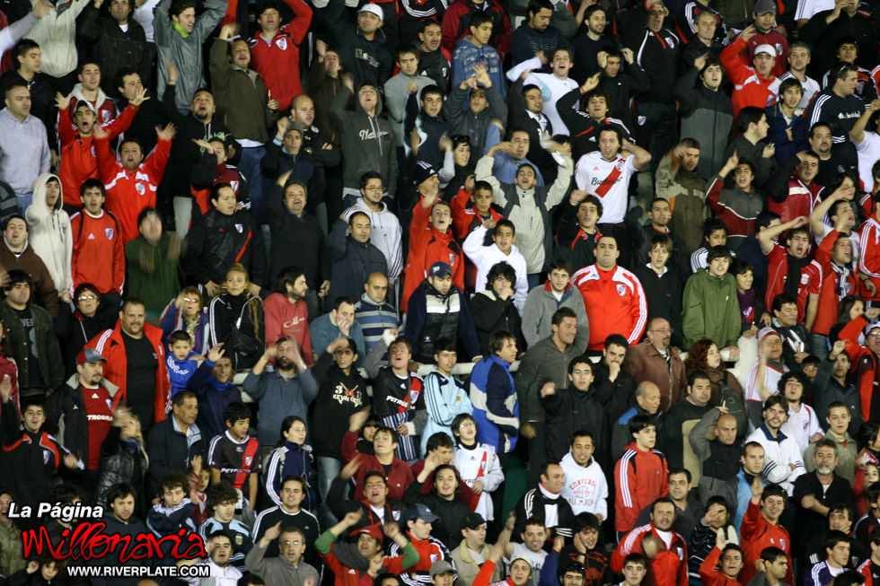 Banfield vs River Plate (AP 2009) 7