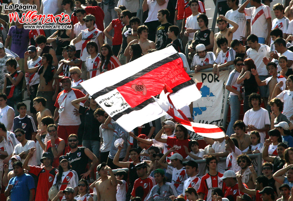 River Plate vs Chacarita (AP 2009) 14
