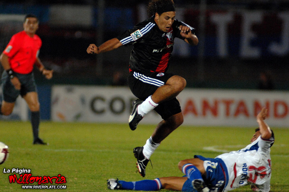 Nacional (URU) vs River Plate (LIB 2009) 6