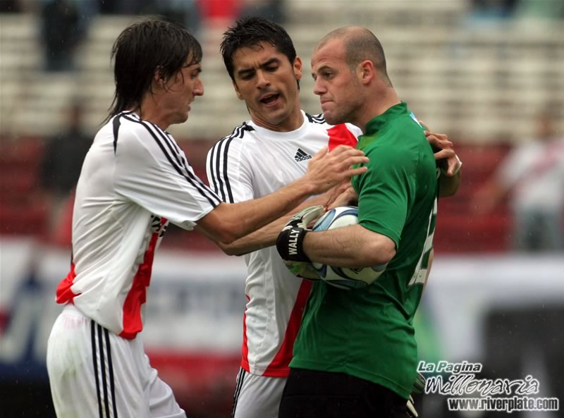 River Plate vs Racing Club (AP 2008) 1