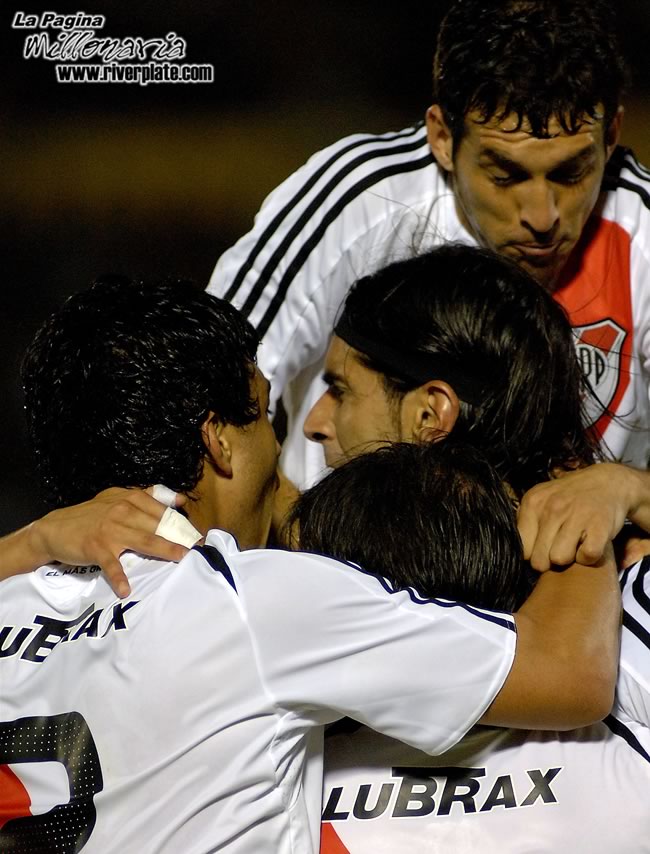Defensor Sporting vs River Plate (SUD 08)