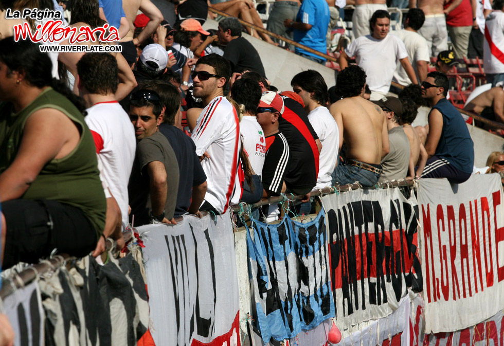 River Plate vs Chacarita (AP 2009) 17