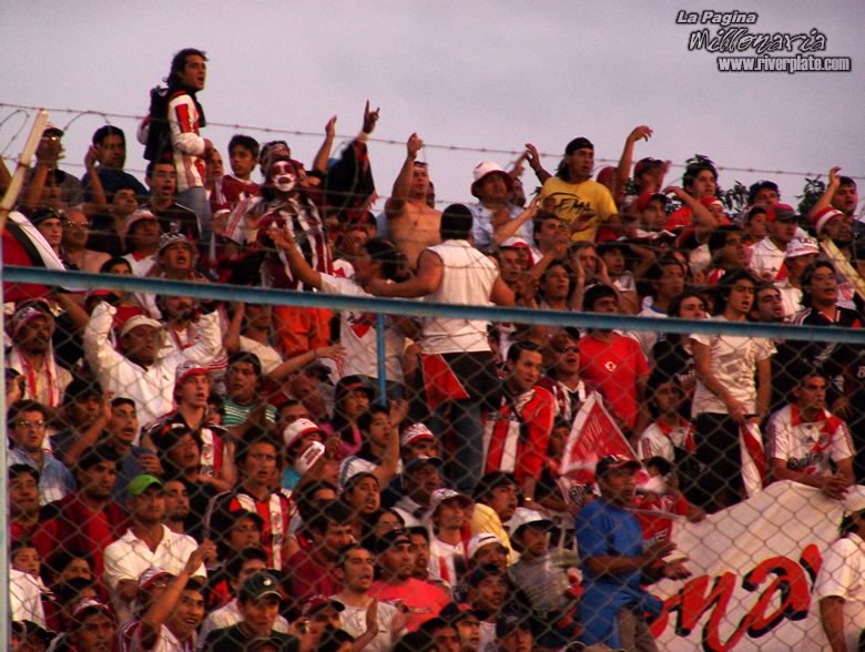 Gimnasia de Jujuy vs River Plate (AP 2005) 26
