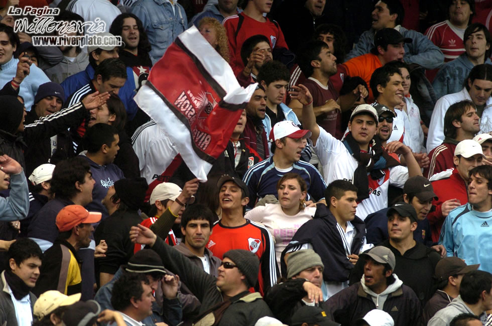 Racing Club vs River Plate (AP 2007) 18