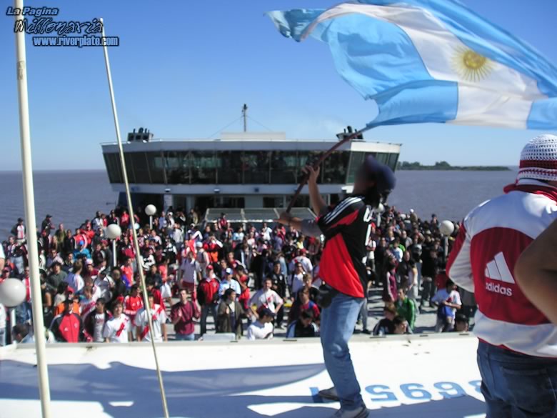 Nacional vs River Plate (LIB 2005) 37
