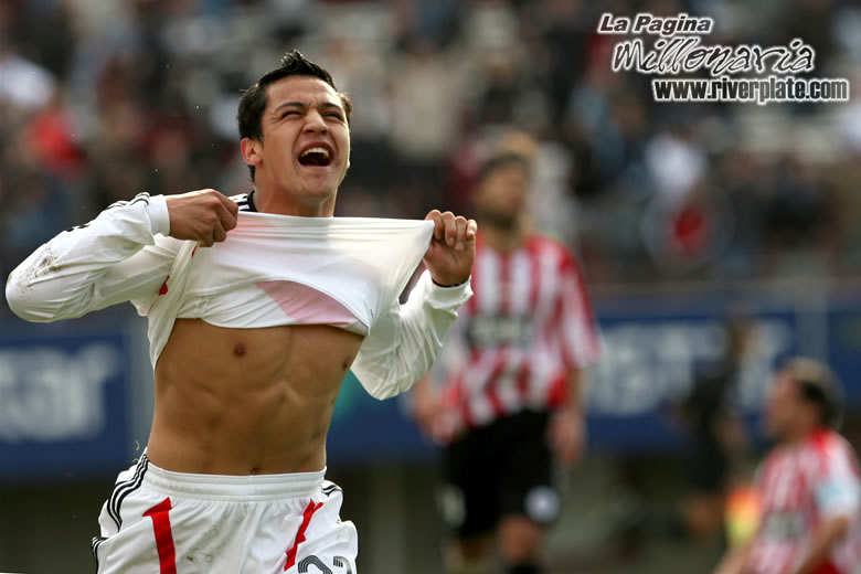 River Plate vs Estudiantes LP (AP2007) 9