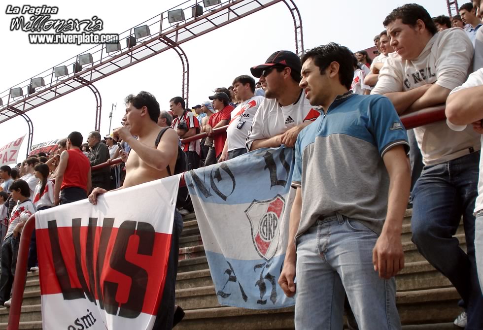 Argentinos Juniors vs River Plate (AP 2007) 3