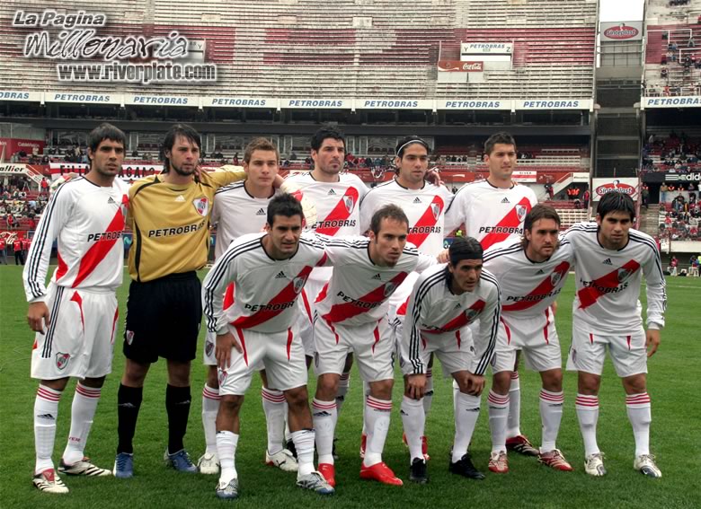 River Plate vs Newell´s Old Boys (AP 2007) 9