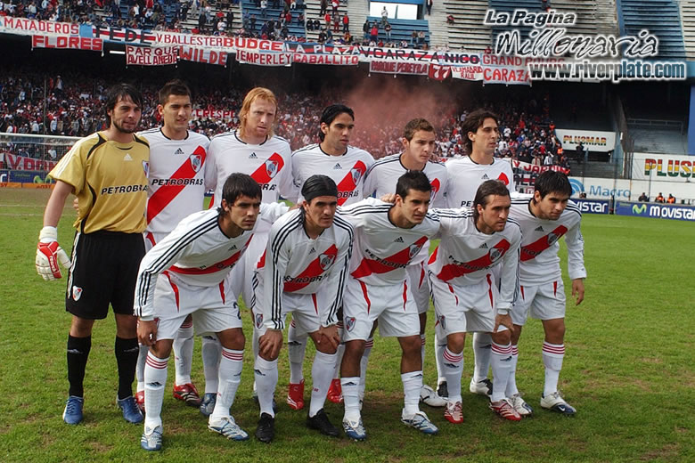 Racing Club vs River Plate (AP 2007) 4