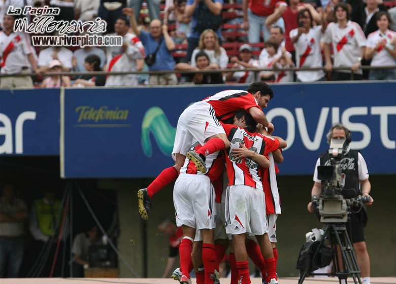 River Plate vs Velez Sarsfield (AP 2007) 7