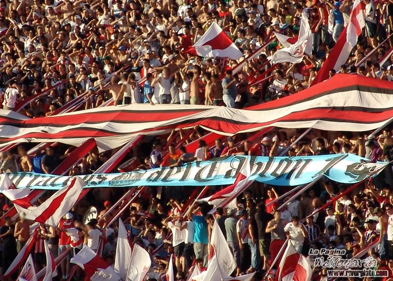 River Plate vs San Lorenzo (AP 2005) 4