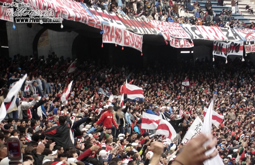 Racing Club vs River Plate (AP 2006) 1