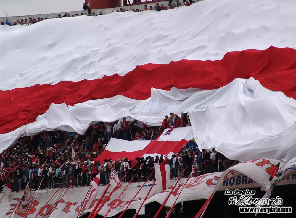 River Plate vs Newell`s Old Boys (AP 2006) 9