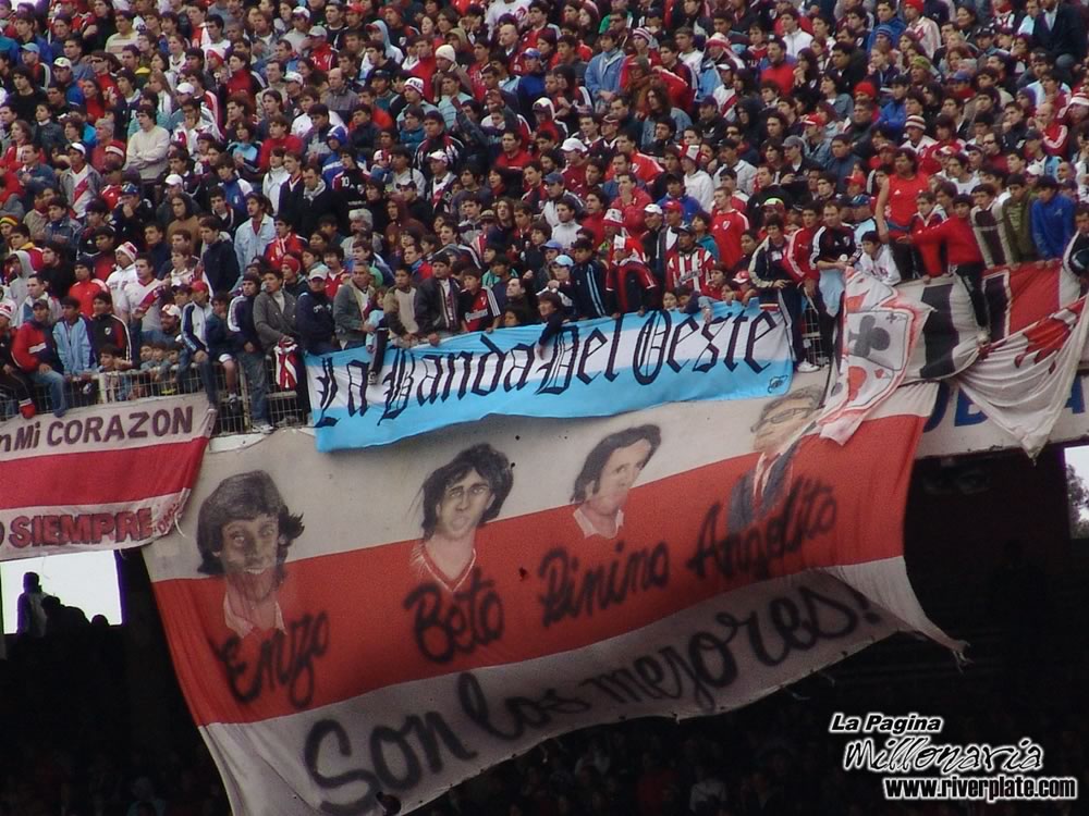 River Plate vs Newell`s Old Boys (AP 2006) 15