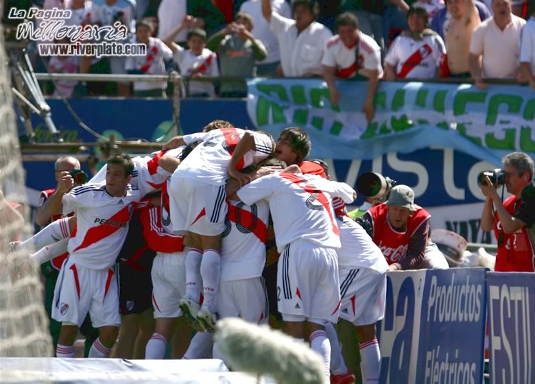 River Plate vs Boca Juniors (AP 2007) 2