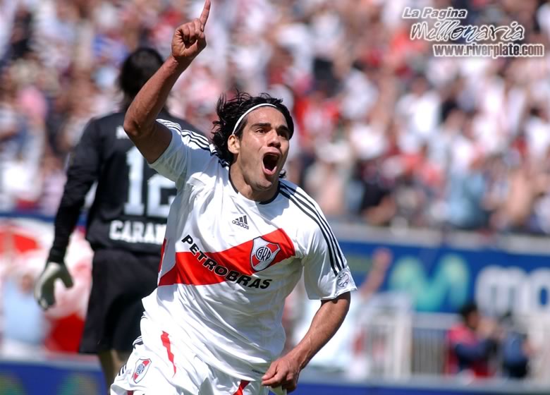 River Plate vs Boca Juniors (AP 2007) 9