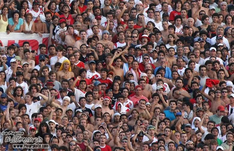 Independiente vs River Plate (CL 2006) 36