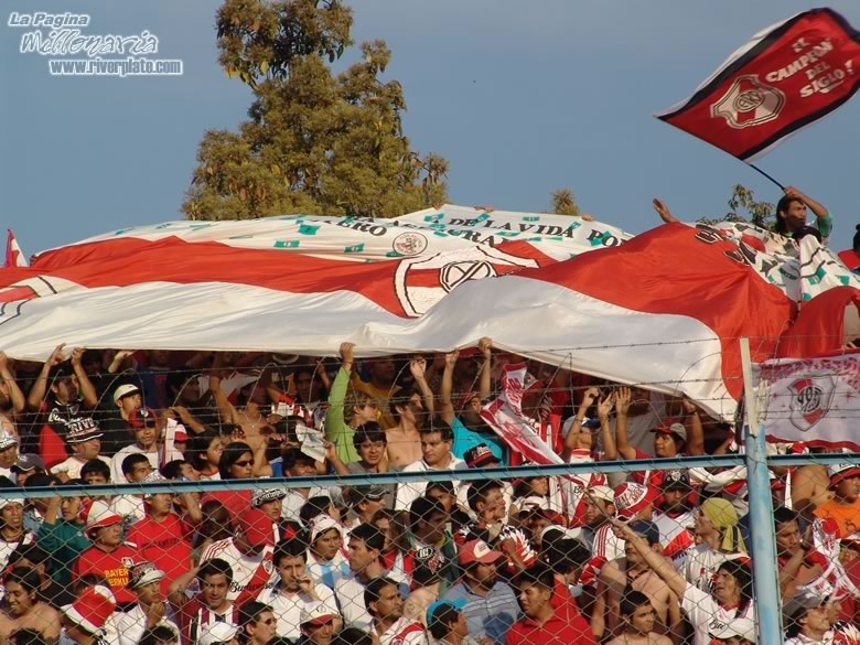 Gimnasia de Jujuy vs River Plate (AP 2005) 1