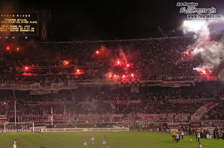 River Plate vs San Pablo (LIB 2005) 24