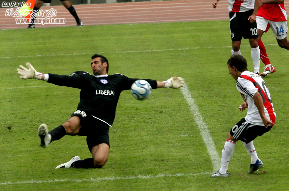 River Plate vs Argentinos Juniors (CL 2008) 11