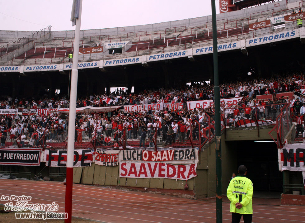 River Plate vs Argentinos Juniors (CL 2008) 36