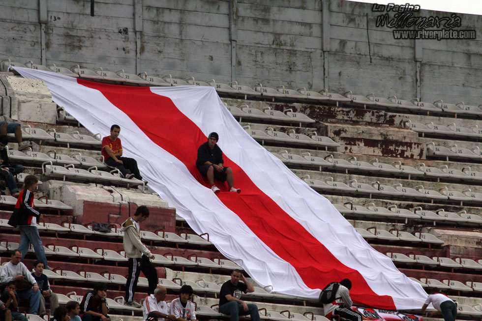 River Plate vs Argentinos Juniors (CL 2008) 38