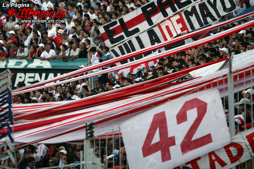 Velez Sarsfield vs River Plate (CL 2009) 9