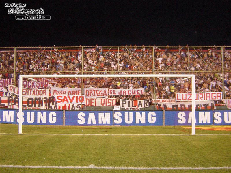 Colón vs River Plate (CL 2005) 6